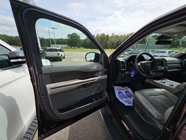 Photo of 2020 Burgundy Ford Expedition Max