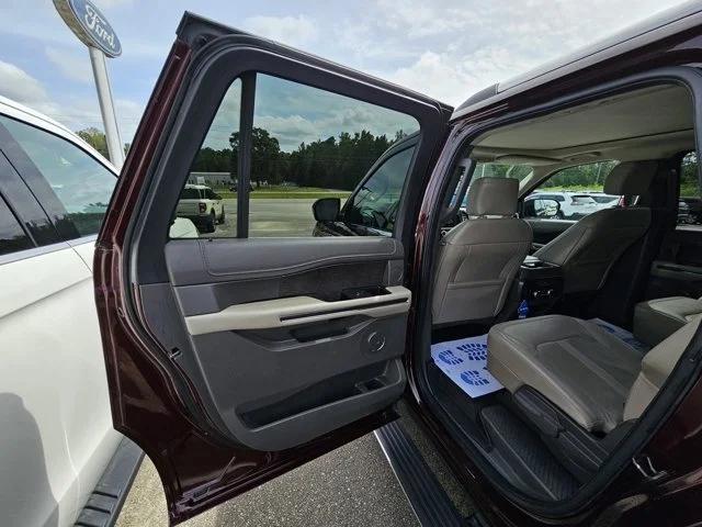Photo of 2020 Burgundy Ford Expedition Max