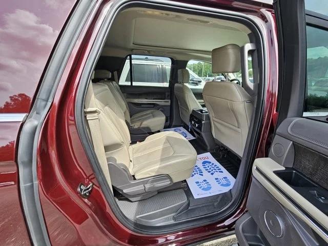 Photo of 2020 Burgundy Ford Expedition Max
