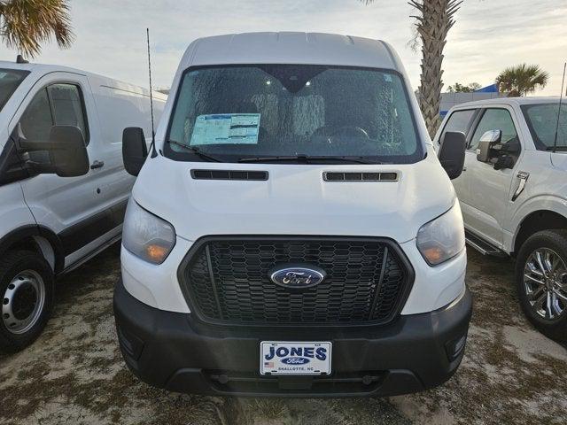 Photo of 2025 Oxford White Ford Transit-250