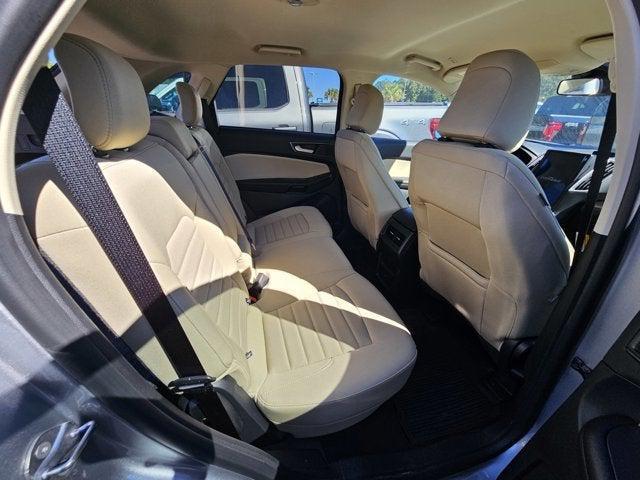 Photo of 2024 Iconic Silver Metallic Ford Edge