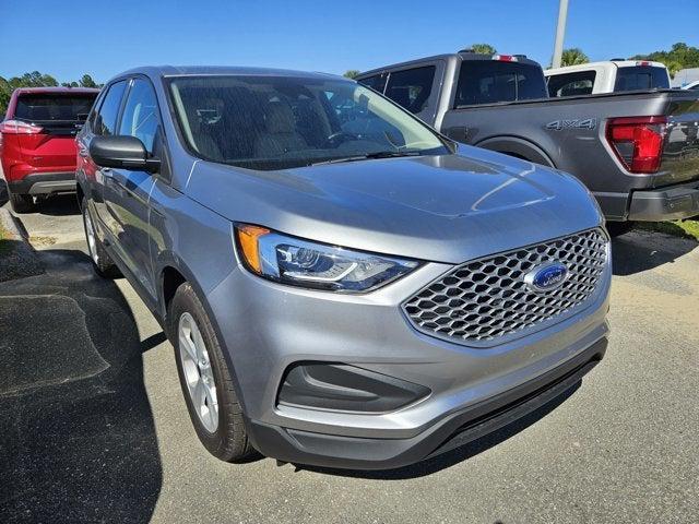 Photo of 2024 Iconic Silver Metallic Ford Edge