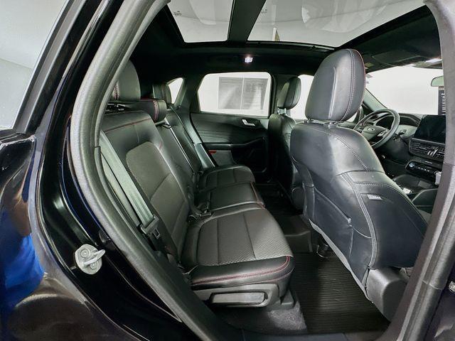 Photo of 2023 Agate Black Metallic Ford Escape