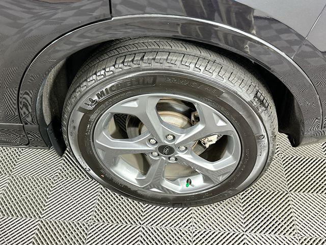 Photo of 2023 Agate Black Metallic Ford Escape