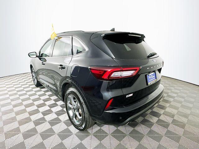 Photo of 2023 Agate Black Metallic Ford Escape