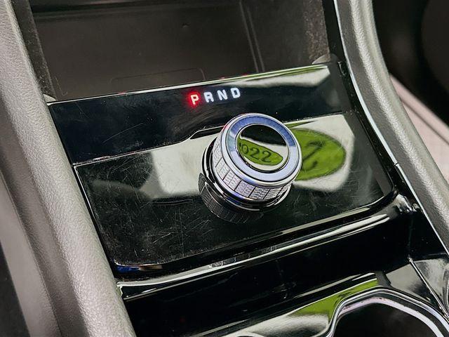 Photo of 2022 Metallic Jeep Grand Cherokee L