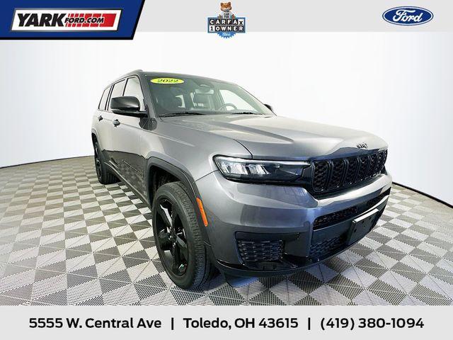 Photo of 2022 Metallic Jeep Grand Cherokee L