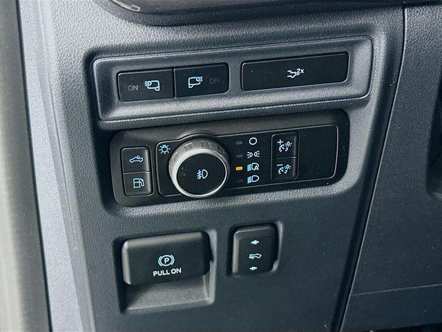 Photo of 2023 Oxford White Ford F-150