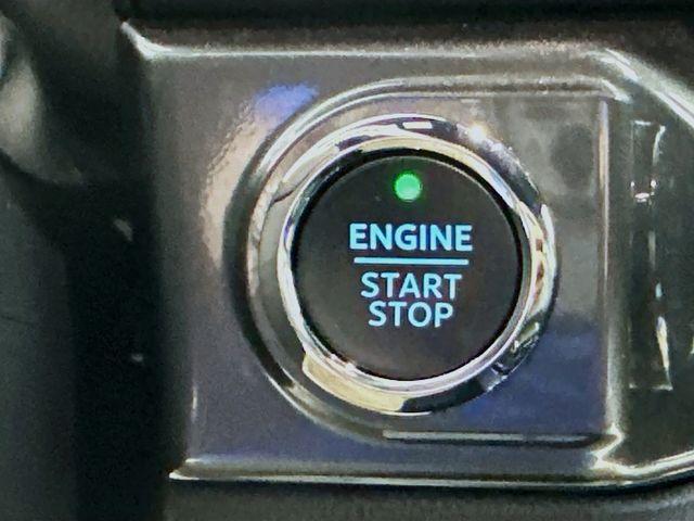 Photo of 2023 Agate Black Metallic Ford F-150
