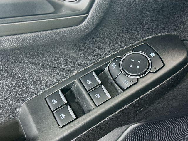 Photo of 2025 Carbonized Gray Metallic Ford Escape