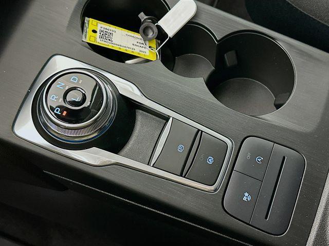 Photo of 2025 Carbonized Gray Metallic Ford Escape
