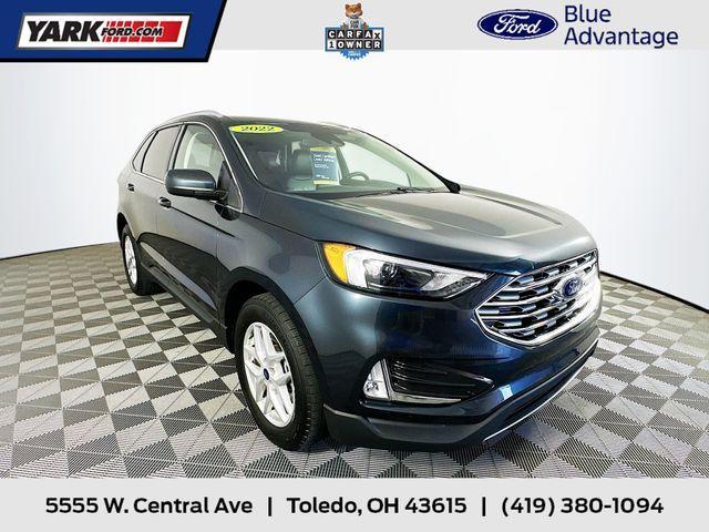 Photo of 2022 Stone Blue Metallic Ford Edge