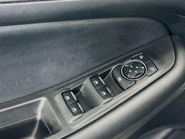 Photo of 2022 Stone Blue Metallic Ford Edge