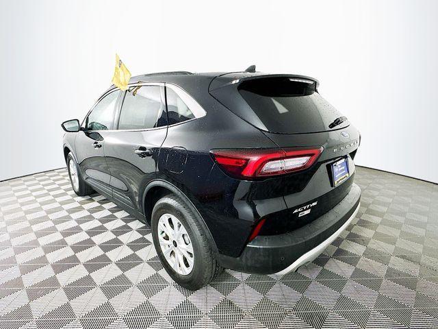 Photo of 2024 Agate Black Metallic Ford Escape