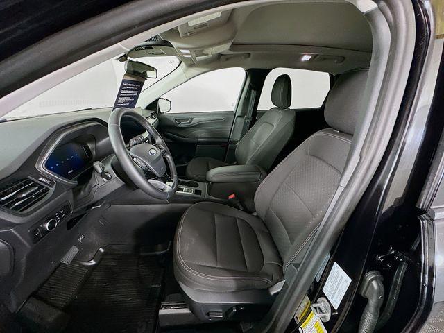 Photo of 2024 Agate Black Metallic Ford Escape