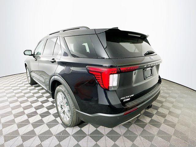 Photo of 2025 Agate Black Metallic Ford Explorer