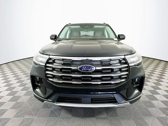 Photo of 2025 Agate Black Metallic Ford Explorer