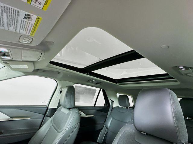 Photo of 2025 Agate Black Metallic Ford Explorer