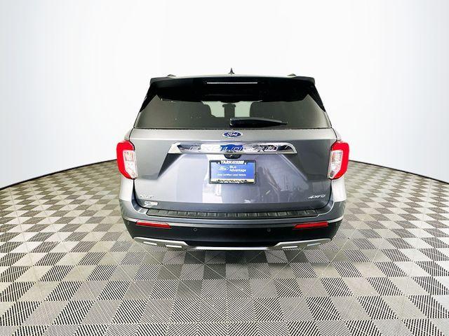 Photo of 2023 Carbonized Gray Metallic Ford Explorer