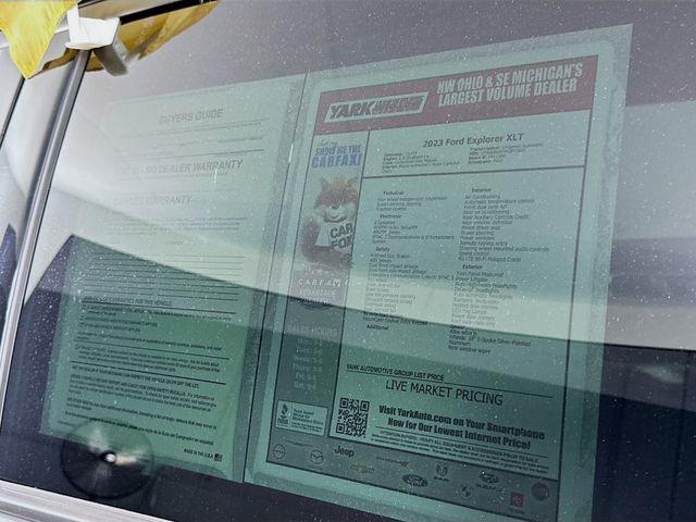 Photo of 2023 Carbonized Gray Metallic Ford Explorer