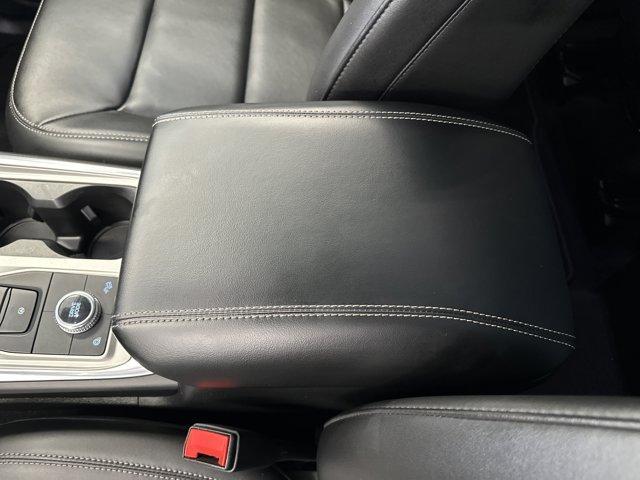 Photo of 2022 Agate Black Metallic Ford Explorer