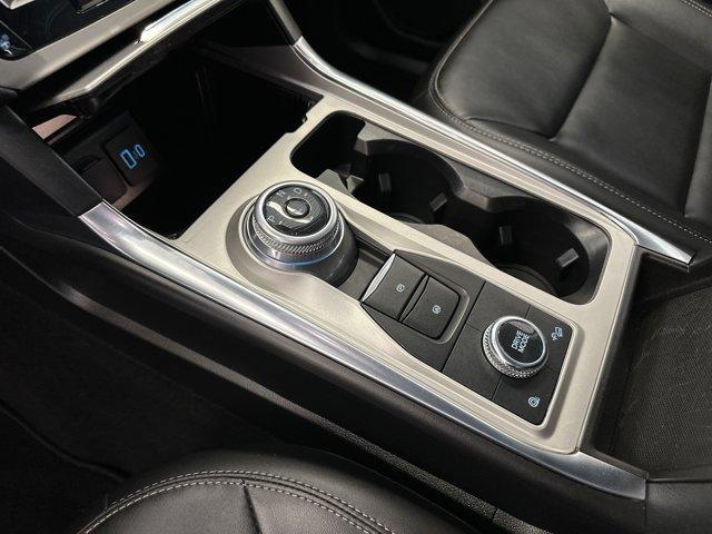 Photo of 2022 Agate Black Metallic Ford Explorer