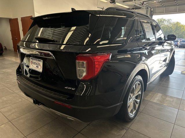 Photo of 2022 Agate Black Metallic Ford Explorer