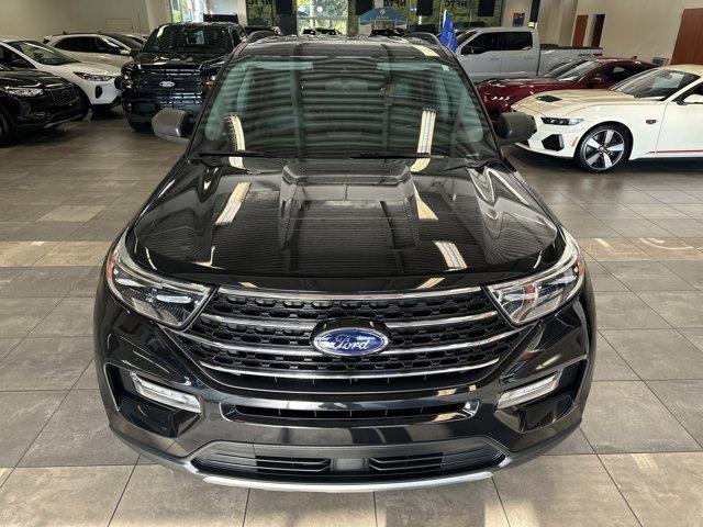 Photo of 2022 Agate Black Metallic Ford Explorer