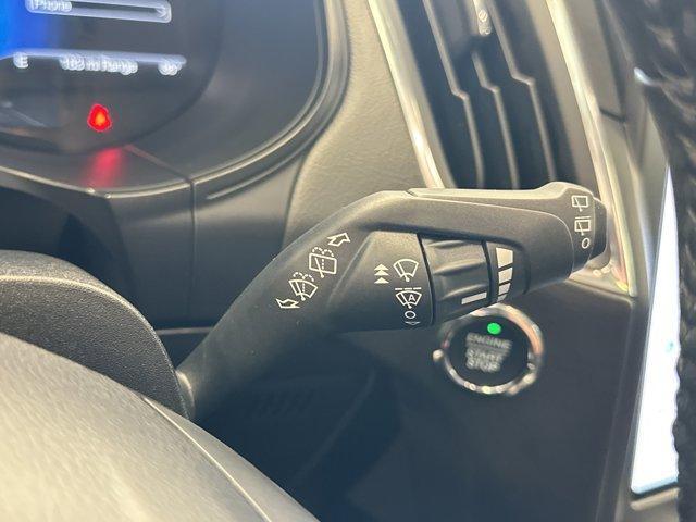 Photo of 2022 Atlas Blue Metallic Ford Edge