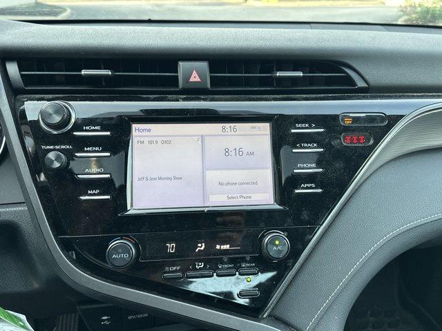 Photo of 2019 Midnight Black Metallic Toyota Camry