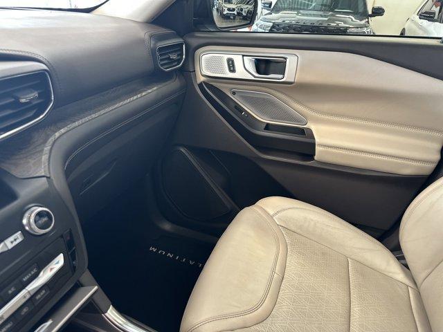Photo of 2020 Agate Black Metallic Ford Explorer