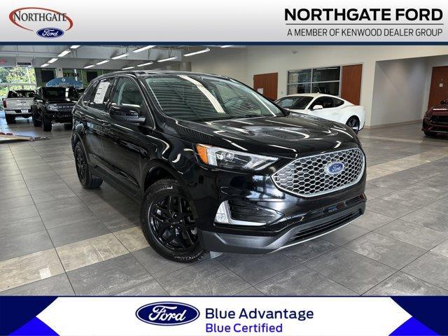 Photo of 2024 Agate Black Metallic Ford Edge