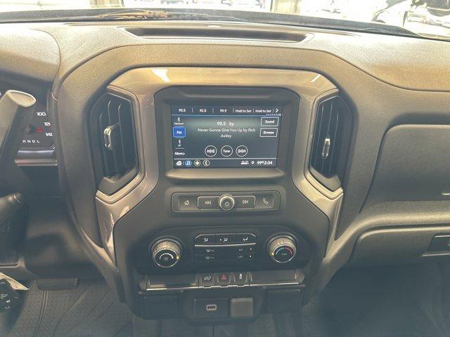 Photo of 2019 Silver Ice Metallic Chevrolet Silverado 1500