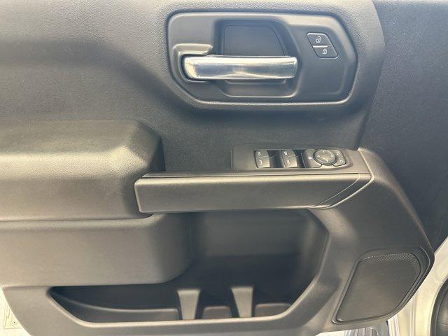 Photo of 2019 Silver Ice Metallic Chevrolet Silverado 1500