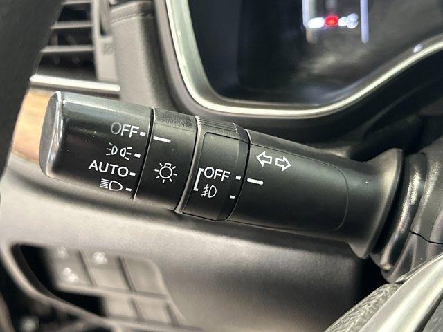 Photo of 2018 Crystal Black Pearl Honda CR-V