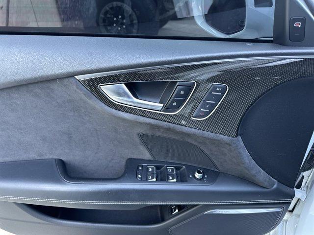 Photo of 2018 Glacier White Metallic Audi S7