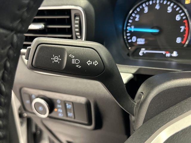 Photo of 2023 Star White Ford Explorer