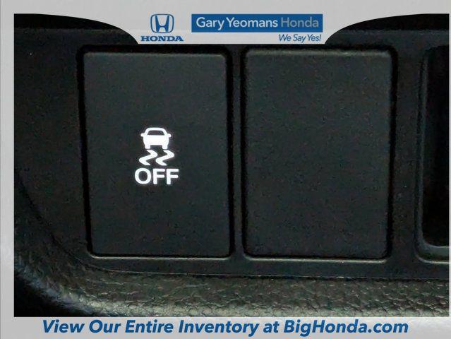 Photo of 2026 SOLAR SILV MET Honda HR-V