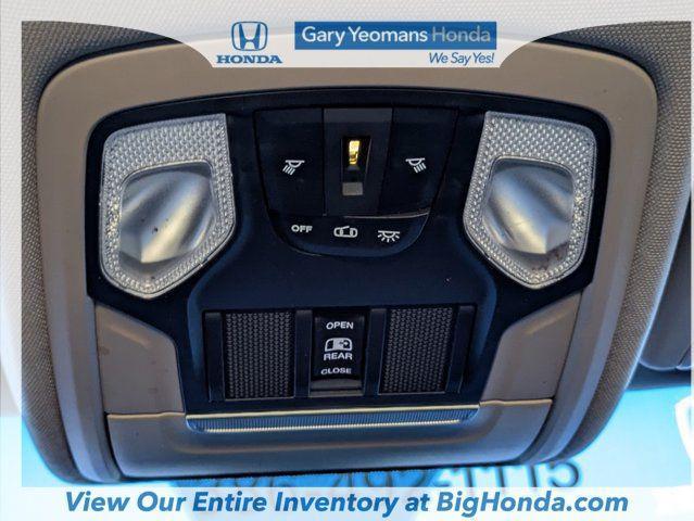 Photo of 2019 Rugged Brown Pearlcoat RAM 1500
