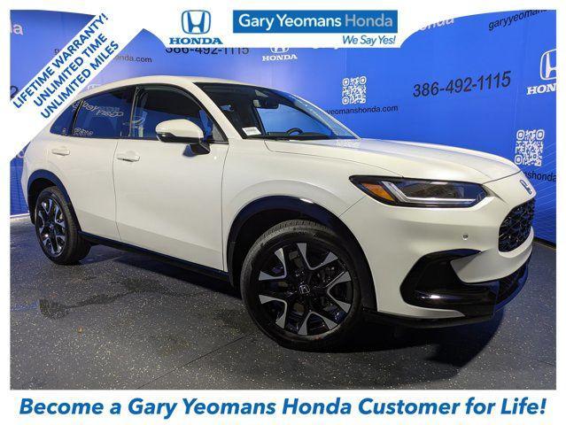 Photo of 2026 Platinum Honda HR-V