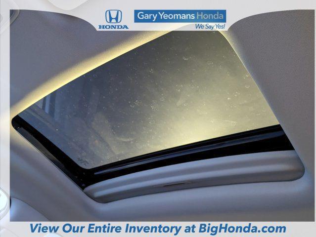 Photo of 2026 Platinum Honda HR-V
