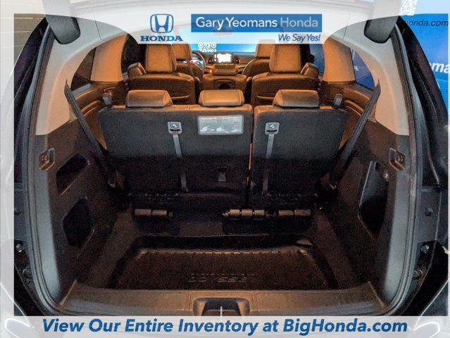 Photo of 2023 Crystal Black Pearl Honda Odyssey