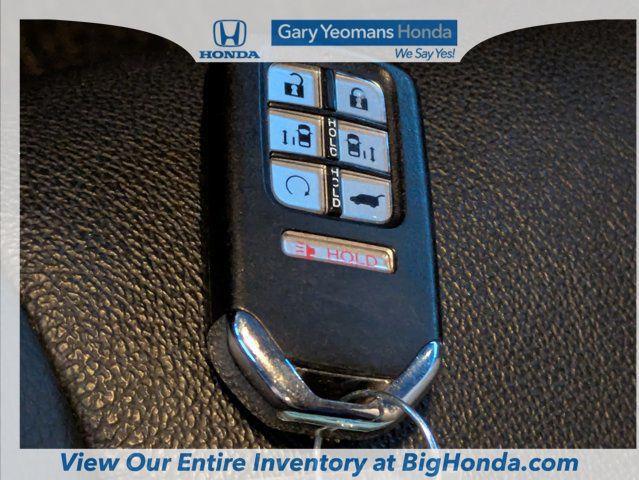 Photo of 2023 Crystal Black Pearl Honda Odyssey