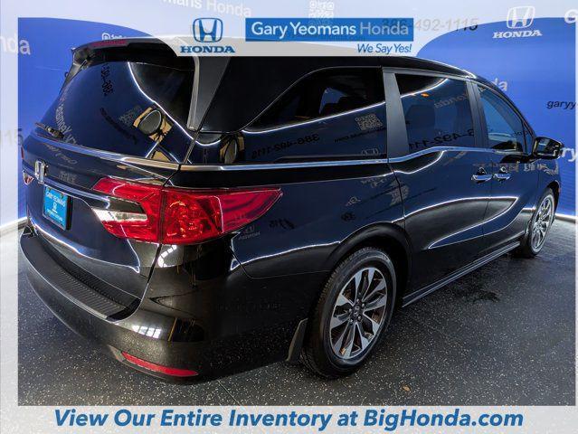 Photo of 2023 Crystal Black Pearl Honda Odyssey