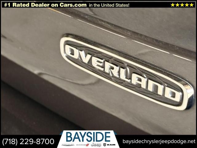 Photo of 2023 Metallic Jeep Grand Cherokee