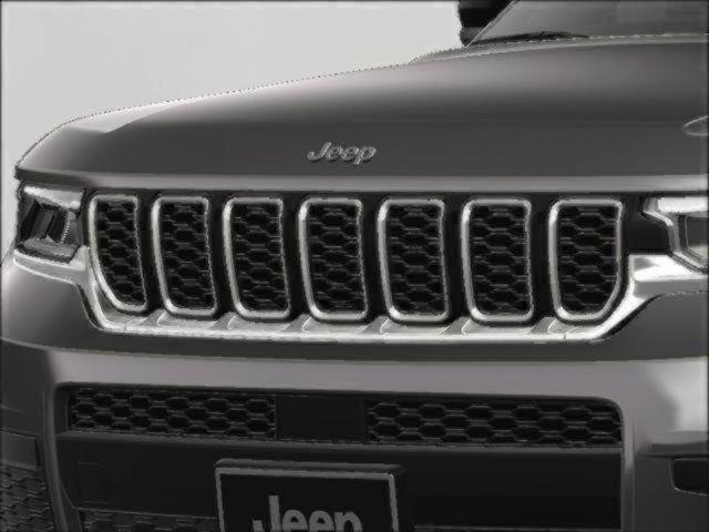 Photo of 2025 Metallic Jeep Grand Cherokee L