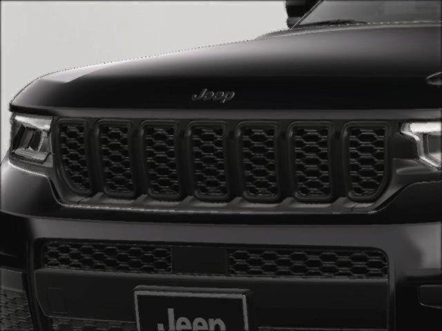 Photo of 2025 Diamond Black Jeep Grand Cherokee L