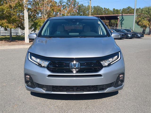 Photo of 2025 Silver Metallic Honda Odyssey