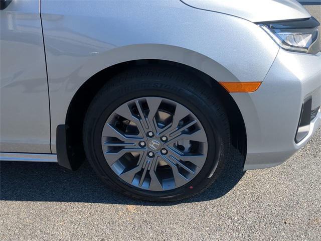 Photo of 2025 Silver Metallic Honda Odyssey