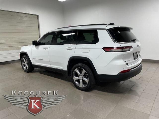 Photo of 2021 Bright White Clearcoat Jeep Grand Cherokee L